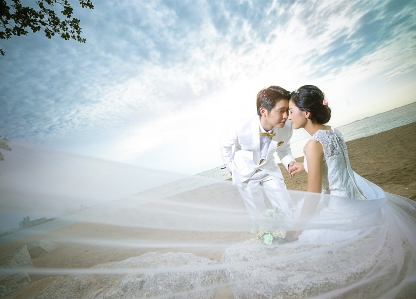 ถ่ายภาพแต่งงาน