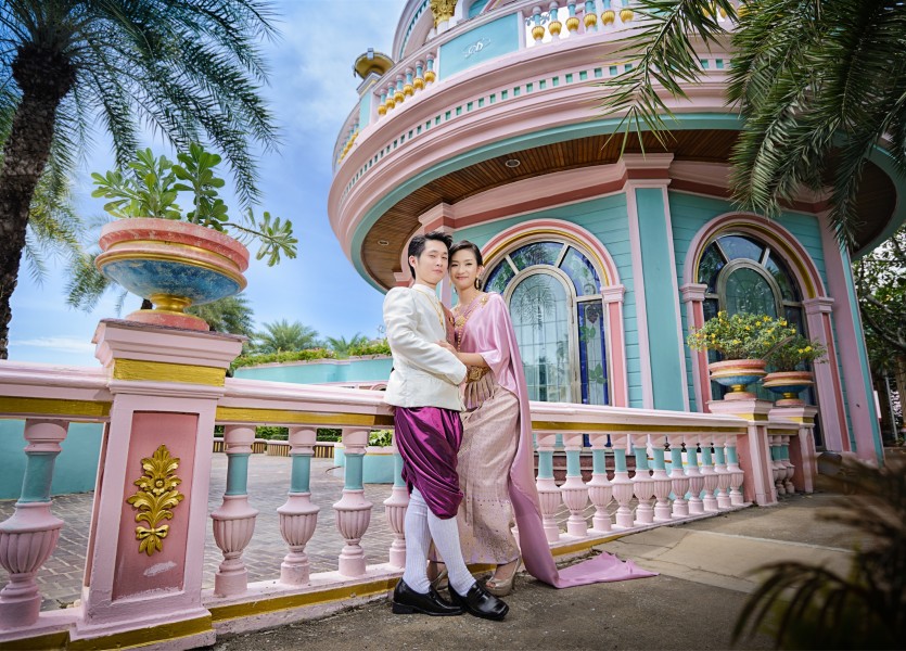 ถ่ายภาพแต่งงาน