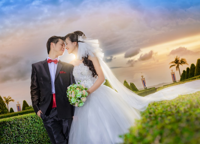 ถ่ายภาพแต่งงาน