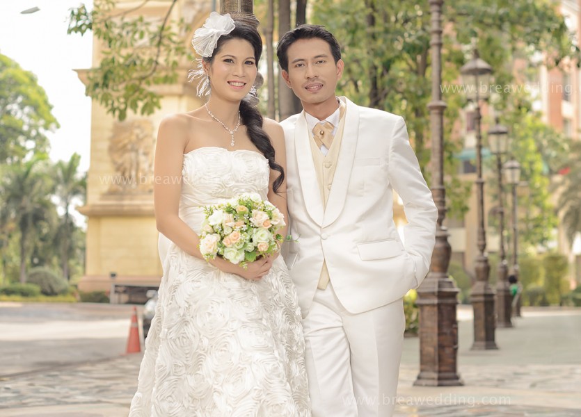 เช่าชุดแต่งงาน บางบัวทอง