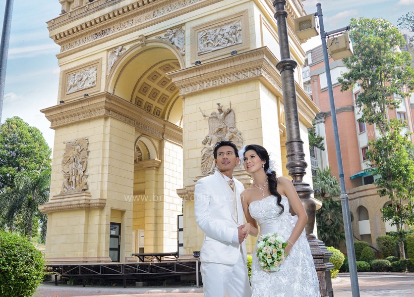 เช่าชุดแต่งงาน บางบัวทอง