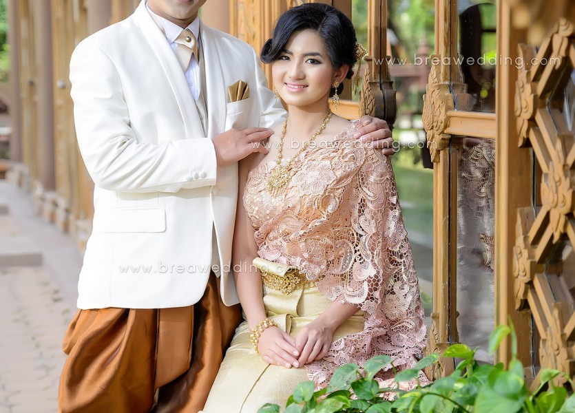 ร้านเช่าชุดไทย บางบัวทอง