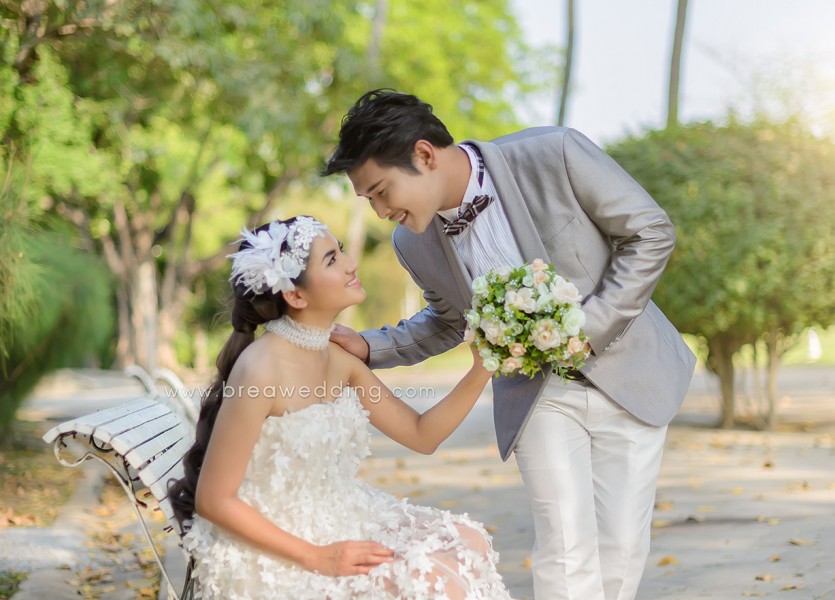 ร้านชุดแต่งงาน บางบัวทอง