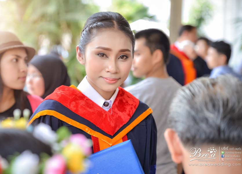 หาช่างภาพรับปริญญา