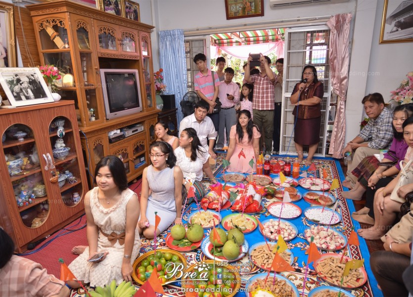 ชุดไทยแต่งงาน นนทบุรี