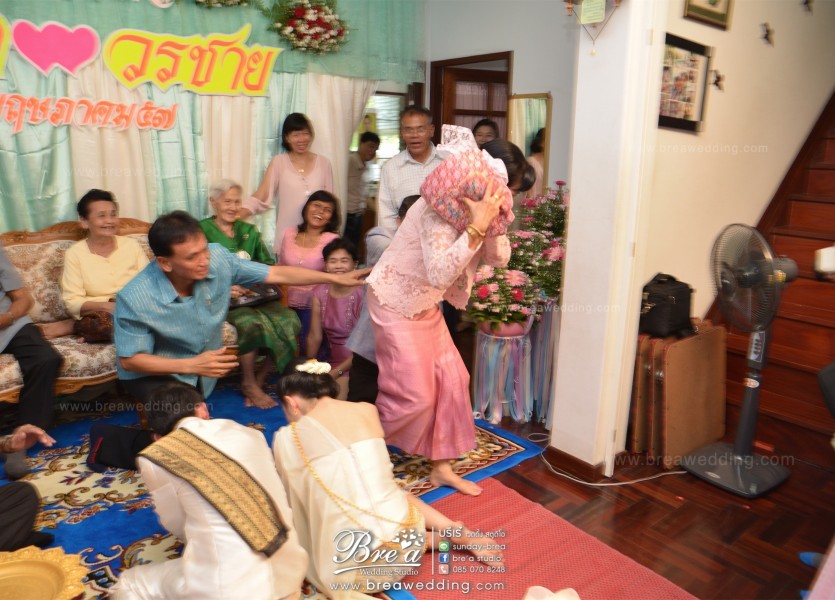 ชุดแต่งงานไทย นนทบุรี