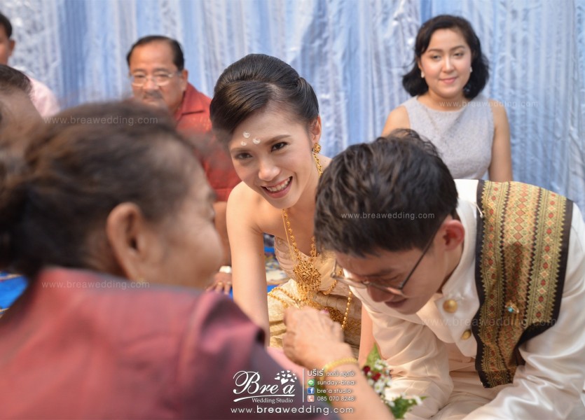 เช่าชุดแต่งงานไทย นนทบุรี