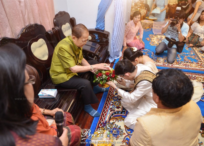 เช่าชุดไทย นนทบุรี