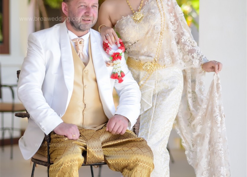 ชุดไทยแต่งงาน นนทบุรี