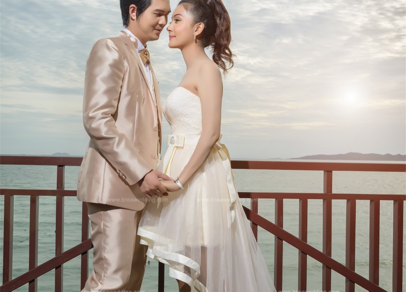 ถ่ายพรีเวดดิ้งทะเล พัทยา ถ่ายรูปแต่งงานทะเล ถ่ายรูปพรีเวดดิ้งทะเล