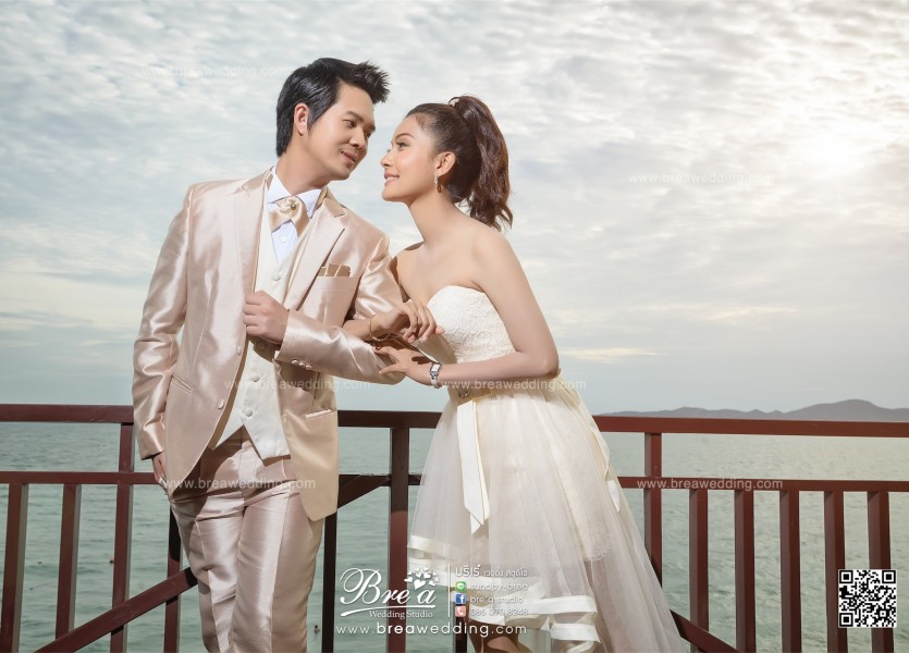 ถ่ายพรีเวดดิ้งทะเล พัทยา ถ่ายรูปแต่งงานทะเล ถ่ายรูปพรีเวดดิ้งทะเล