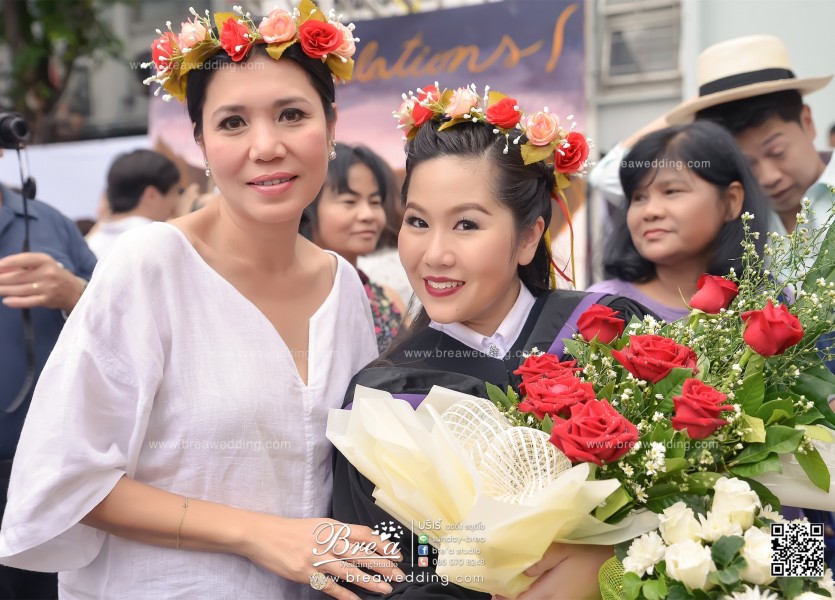 หาช่างภาพรับปริญญา ถ่ายรูปรับปริญญา รับปริญญา