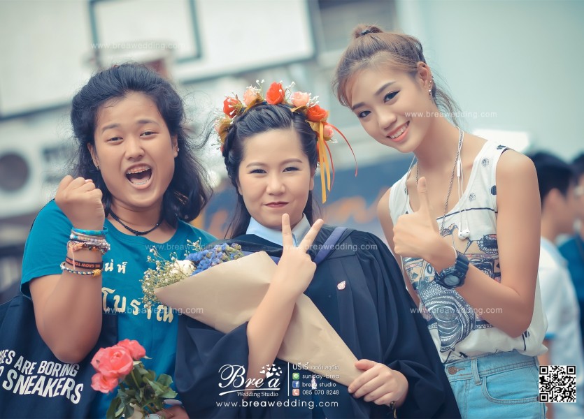 หาช่างภาพรับปริญญา ถ่ายรูปรับปริญญา รับปริญญา