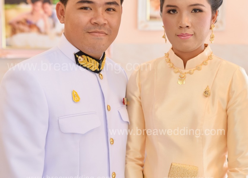 ชุดไทยบรมพิมาน ขายชุดไทย เช่า ชุดไทยเจ้าสาว ชุดไทยแต่งงาน