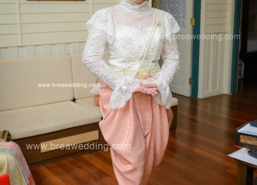 ชุดไทย ชุดแต่งงาน นนทบุรี