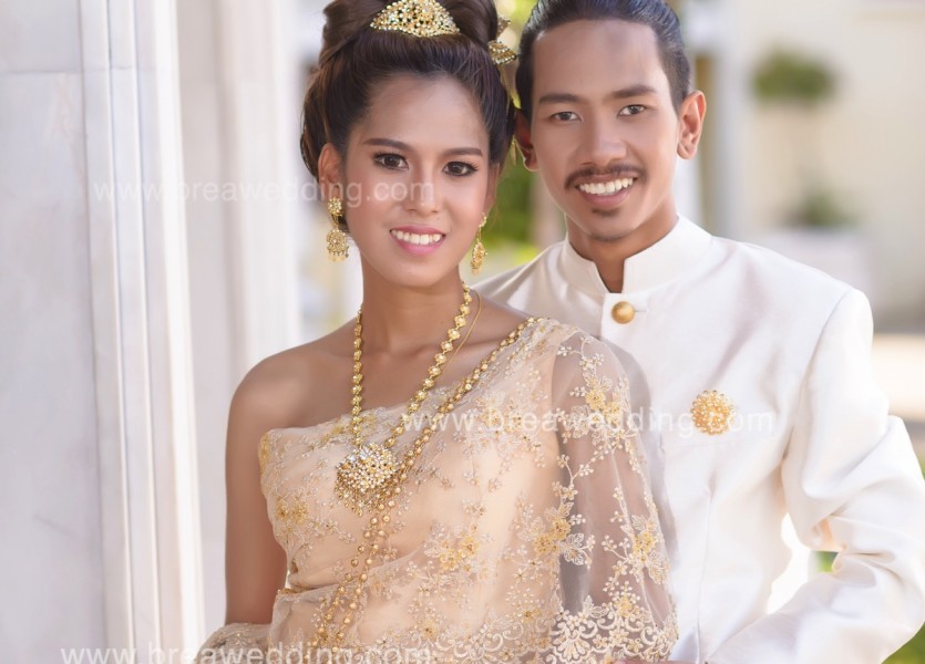 ชุดแต่งงาน เวดดิ้ง นนทบุรี บางบัวทอง ชุดแต่งงาน