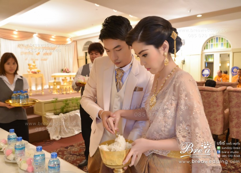 ชุดแต่งงาน นนทบุรีBRE 3901เวดดิ้ง