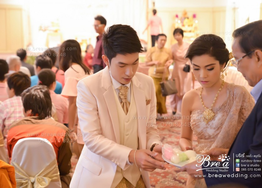 ชุดแต่งงาน นนทบุรีBRE 3927เวดดิ้ง