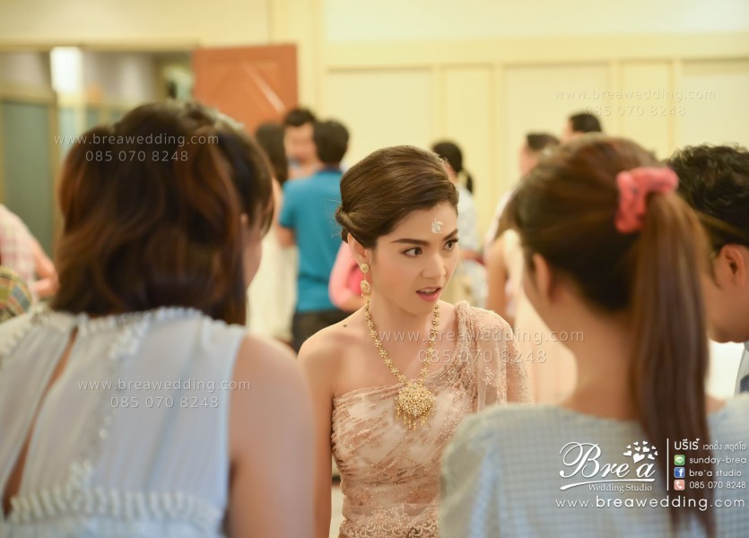 ชุดแต่งงาน นนทบุรีBRE 4058เวดดิ้ง