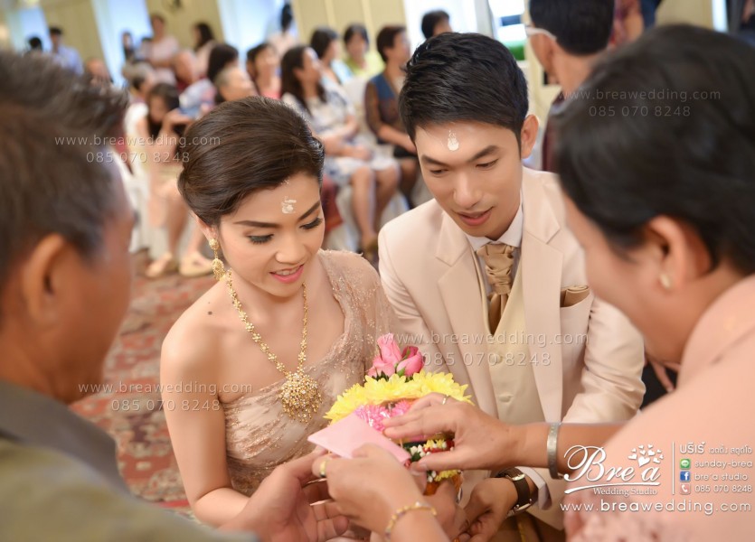 ชุดแต่งงาน นนทบุรีBRE 4354เวดดิ้ง