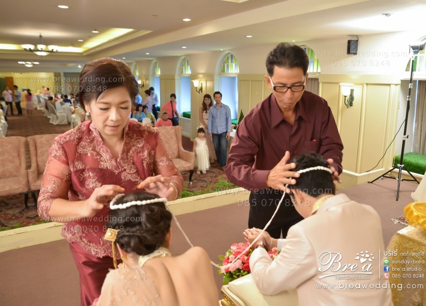 ชุดแต่งงาน นนทบุรีBRE 4402เวดดิ้ง