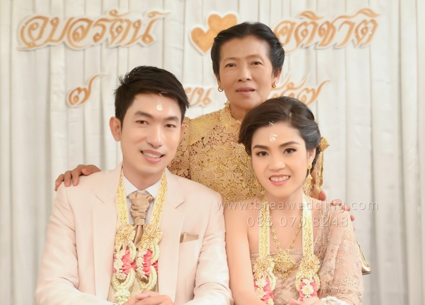 ชุดแต่งงาน นนทบุรีBRE 4512เวดดิ้ง