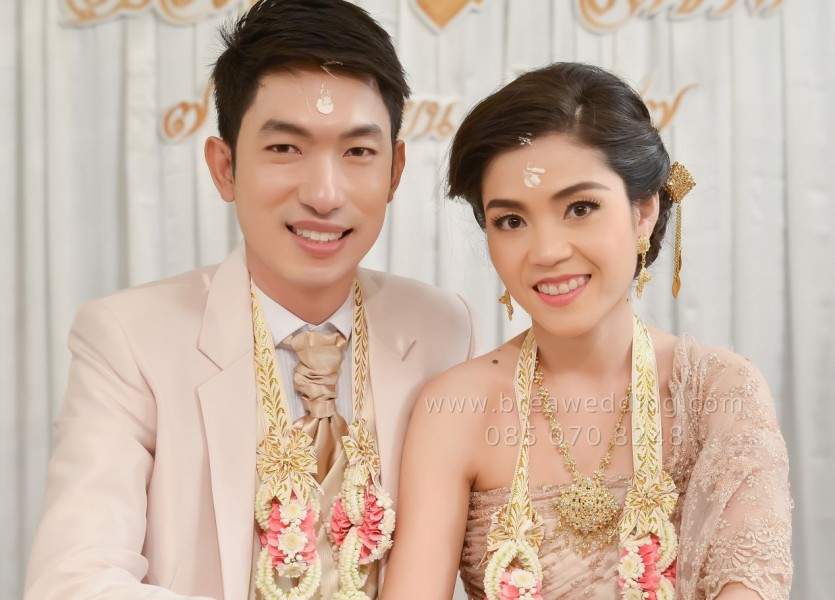 ชุดแต่งงาน นนทบุรีBRE 4548เวดดิ้ง