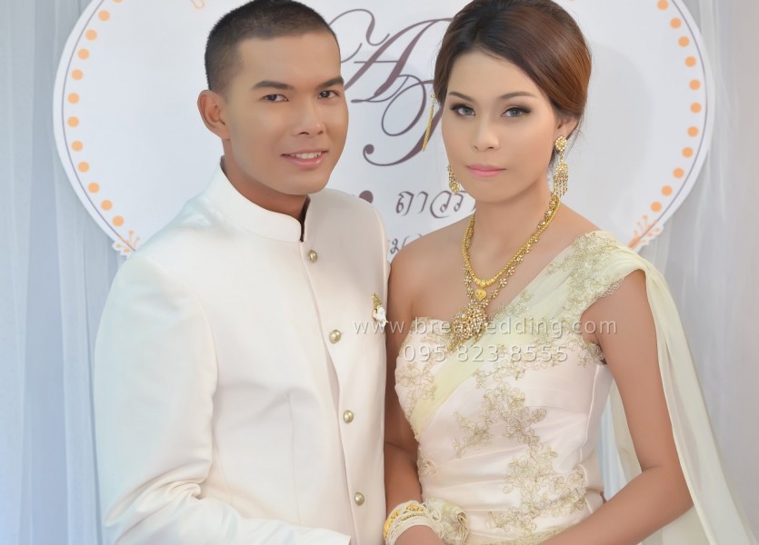 ชุดแต่งงานแต่งงาน นนทบุรี