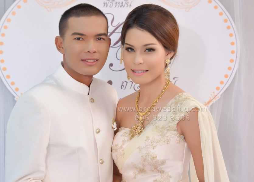ชุดแต่งงานแต่งงาน นนทบุรี
