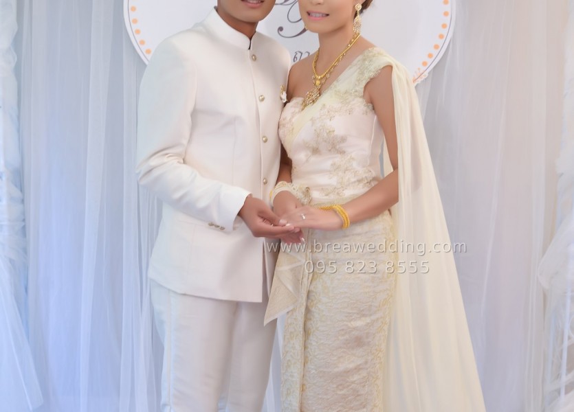 ชุดแต่งงานแต่งงาน นนทบุรี