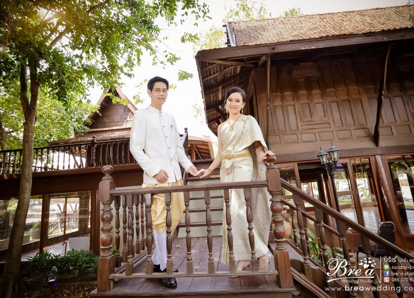 หาช่างภาพ พรีเวดดิ้ง ถ่ายรูปแต่งงาน ถ่ายภาพงานแต่ง ช่างถ่ายรูป สยามเฮาท์