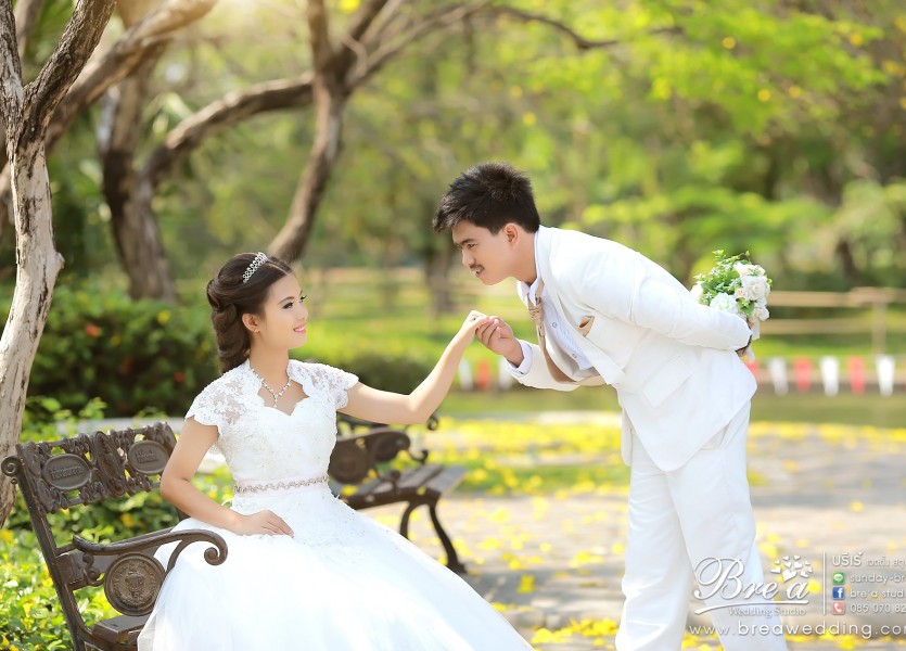 หาช่างภาพ พรีเวดดิ้ง ถ่ายรูปแต่งงาน ถ่ายภาพงานแต่ง ช่างถ่ายรูป สวนหลวง ร.๙