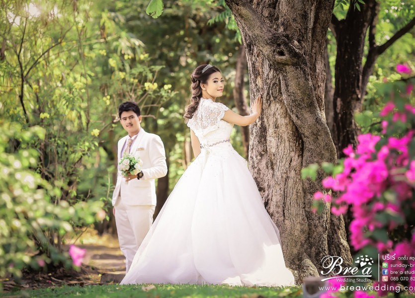 หาช่างภาพ พรีเวดดิ้ง ถ่ายรูปแต่งงาน ถ่ายภาพงานแต่ง ช่างถ่ายรูป สวนหลวง ร.๙