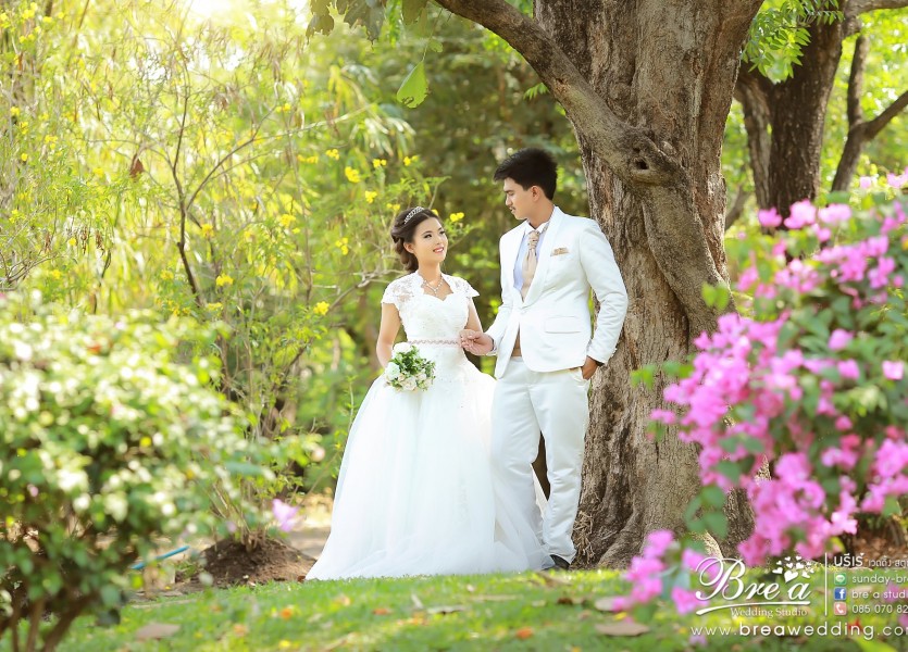 หาช่างภาพ พรีเวดดิ้ง ถ่ายรูปแต่งงาน ถ่ายภาพงานแต่ง ช่างถ่ายรูป สวนหลวง ร.๙