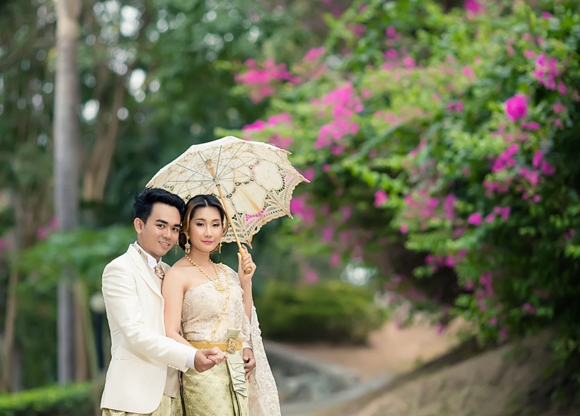 พรีเวดดิ้ง หาช่างภาพงานแต่ง รับถ่ายภาพงานแต่งงาน ถ่ายรูปแต่งงานทะเล