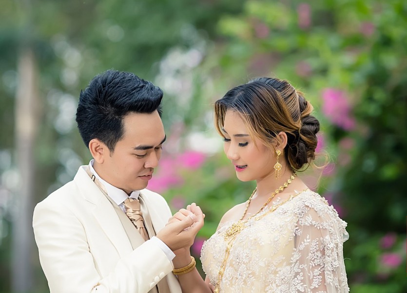 พรีเวดดิ้ง หาช่างภาพงานแต่ง รับถ่ายภาพงานแต่งงาน ถ่ายรูปแต่งงานทะเล