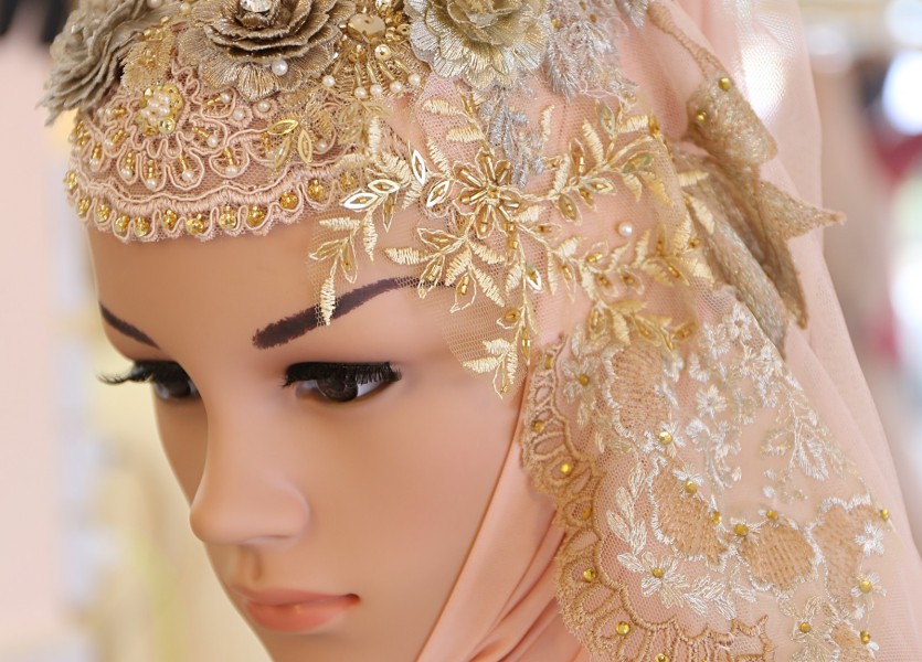 ชุดแต่งงาน ชุดแต่งงานอิสลาม ชุดเจ้าสาวอิสลาม ร้านชุดแต่งงานอิสลาม