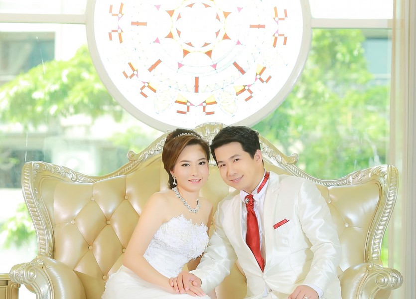 หาช่างภาพ ร้านเวดดิ้ง ถ่ายรูปแต่งงาน ถ่ายภาพงานแต่ง ช่างถ่ายรูป ฌ็องเซลิเซ่