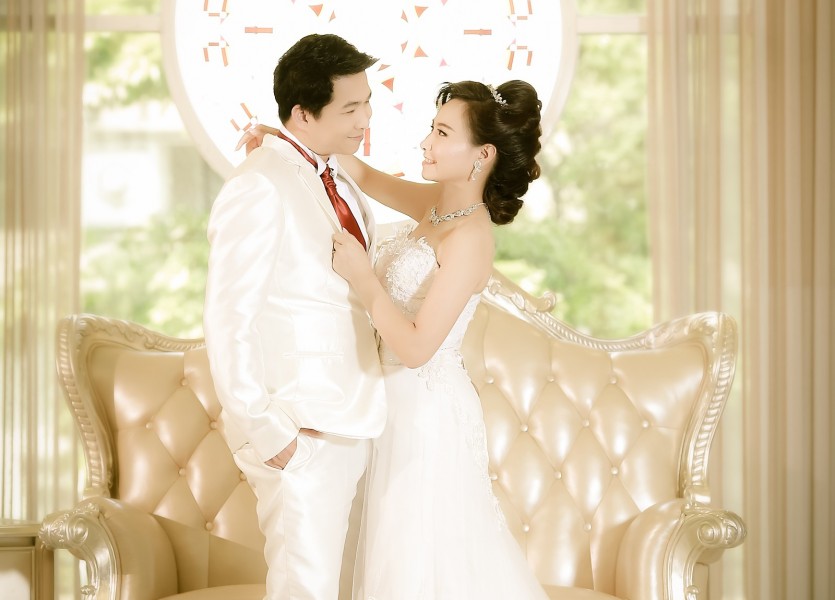 หาช่างภาพ ร้านเวดดิ้ง ถ่ายรูปแต่งงาน ถ่ายภาพงานแต่ง ช่างถ่ายรูป