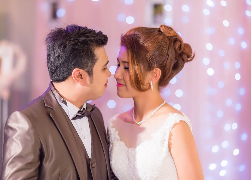 ถ่ายรูปแต่งงาน ชุดแต่งงาน หาช่างภาพ นนทบุรี ถ่ายภาพงานแต่ง