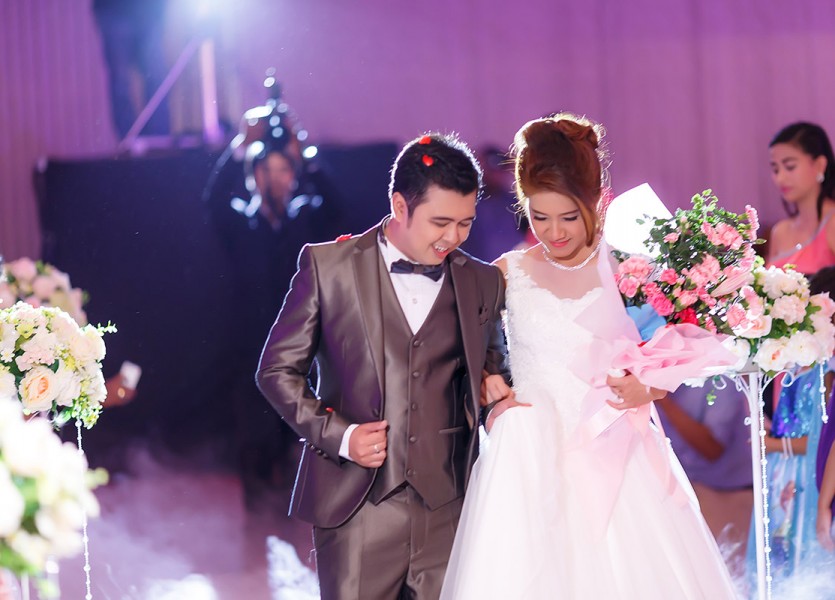 ถ่ายรูปแต่งงาน กรมสรรพาวุธทหารบก หาช่างภาพ นนทบุรี ถ่ายภาพงานแต่ง