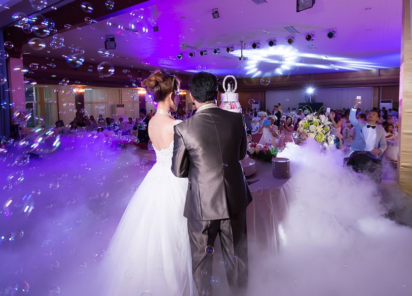 ถ่ายรูปแต่งงาน หาช่างภาพ นนทบุรี ถ่ายภาพงานแต่ง