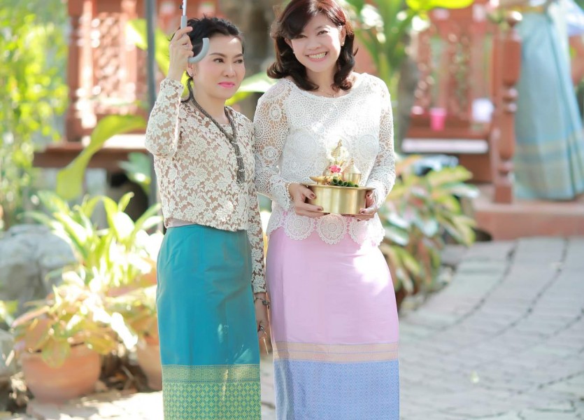 ถ่ายรูปแต่งงานเรือนเจ้าสาว ปากเกล็ด นนทบุรี หาช่างภาพ