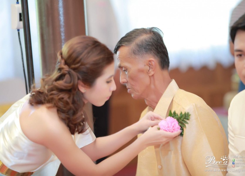 ถ่ายรูปแต่งงานเรือนเจ้าสาว ปากเกล็ด นนทบุรี หาช่างภาพ