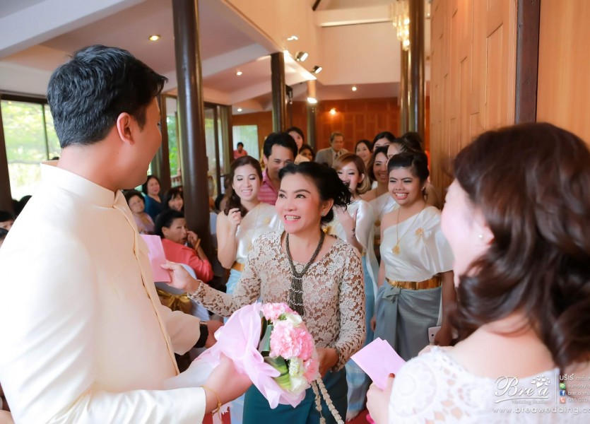 ถ่ายรูปแต่งงานเรือนเจ้าสาว ปากเกล็ด นนทบุรี หาช่างภาพ