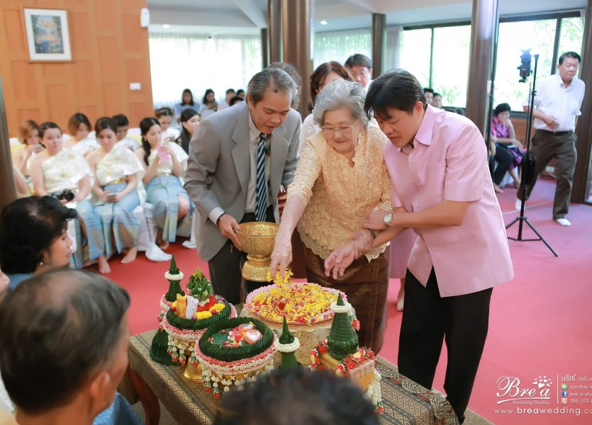 ถ่ายรูปแต่งงานเรือนเจ้าสาว ปากเกล็ด นนทบุรี หาช่างภาพ