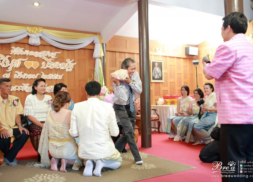 ถ่ายรูปแต่งงานเรือนเจ้าสาว ปากเกล็ด นนทบุรี หาช่างภาพ