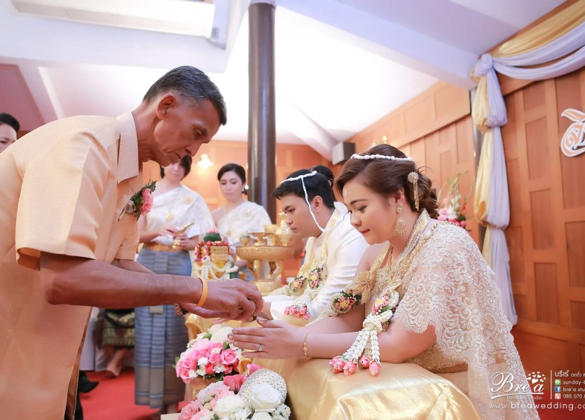 ถ่ายรูปแต่งงานเรือนเจ้าสาว ปากเกล็ด นนทบุรี หาช่างภาพ