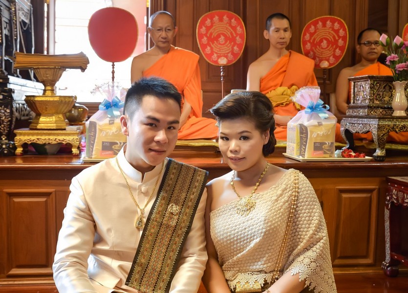 ถ่ายรูปแต่งงาน ถ่ายภาพแต่งงาน ชุดแต่งงาน ชุดวิวาห์ บางบัวทอง นนทบุรี