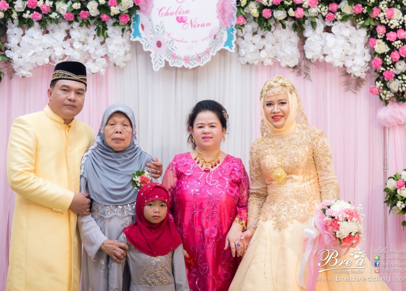 ถ่ายรูปแต่งงาน มุสลิม งานแต่งงานอิสลาม เวดดิ้ง นนทบุรี บางบัวทอง ชุดแต่งงานอิสลาม